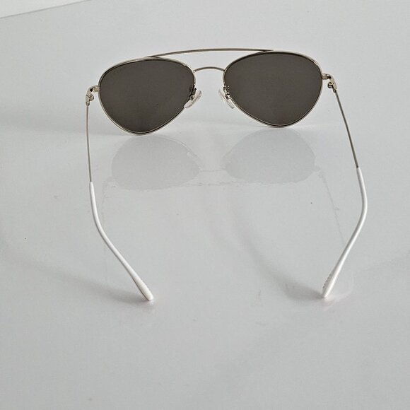 PRADA SUNGLASSES! Like new! - Picture 5 of 12
